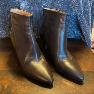 Nine West brown leather 3 inch heel zip ankle boot point toe size 9 M